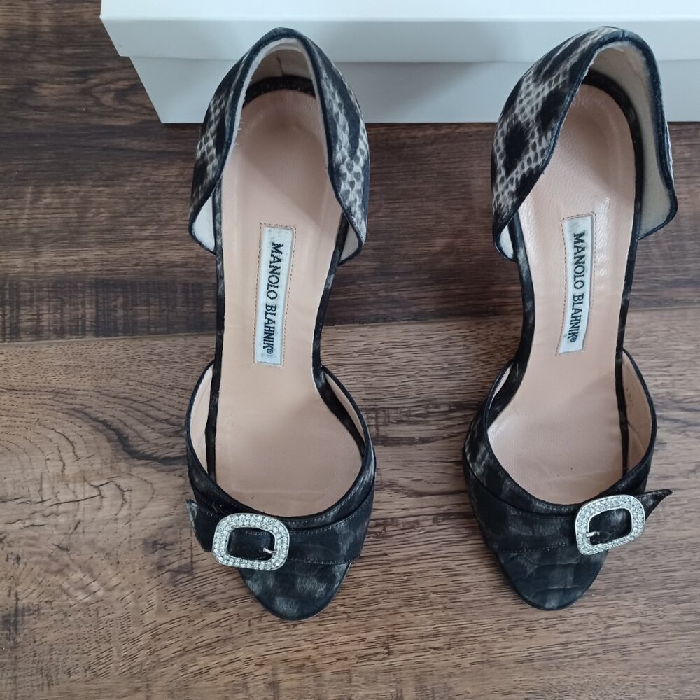 Manolo Blahnik evening animalia pattern shoes